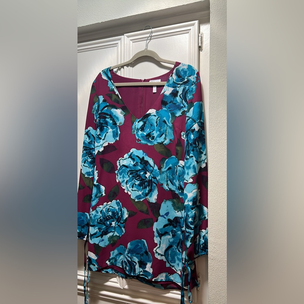 Leith Long Sleeve Dress - Blue Floral on Burgundy